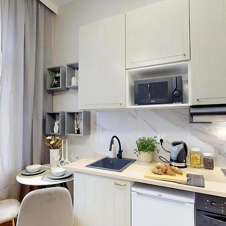 Q2 Warsaw Apartments Extérieur photo